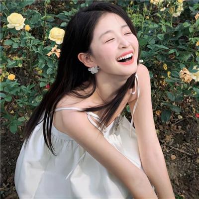 后备箱里的女孩